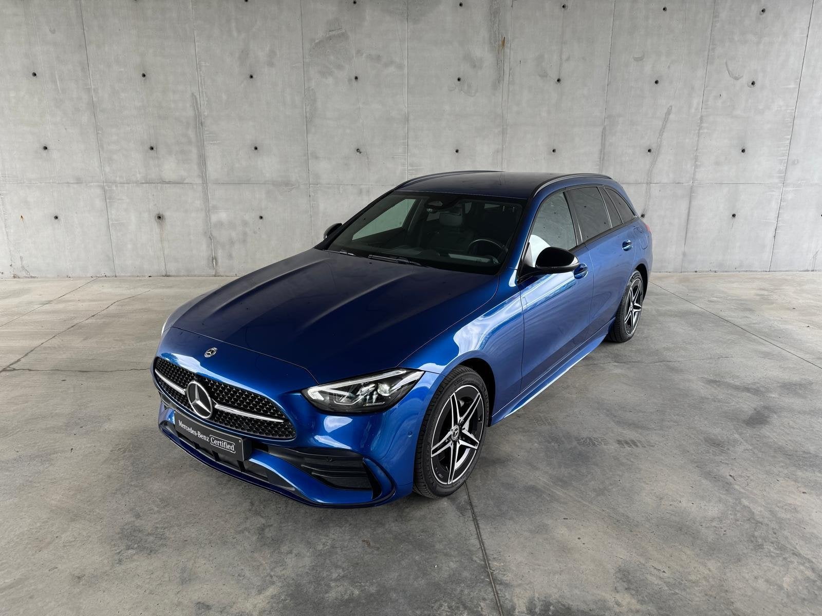 Mercedes-Benz C-Klasse 300 e Break AMG Line + NIGHTPAKKET +, Autos, Mercedes-Benz, Achat, 1800 kg, Euro 6, Entreprise