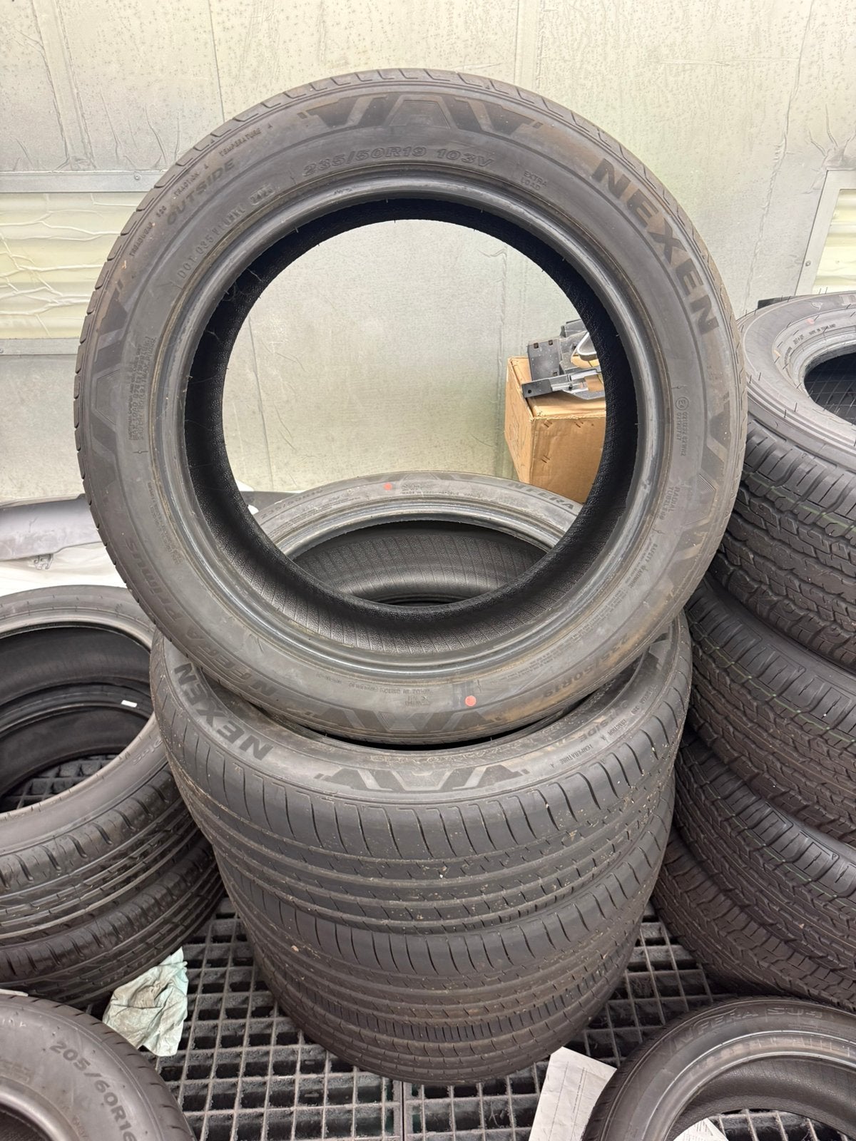 Zomerbanden Nexen Nfera Primus 235/50 R19 103V, Enlèvement