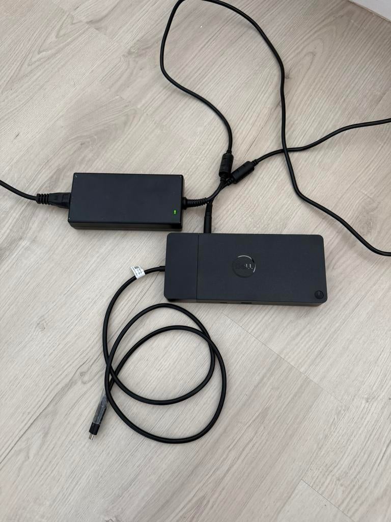 Dell WD19S dockingstation met voeding|USB-C|perfect werkend, Computers en Software, Dockingstations, Zo goed als nieuw, Docking station