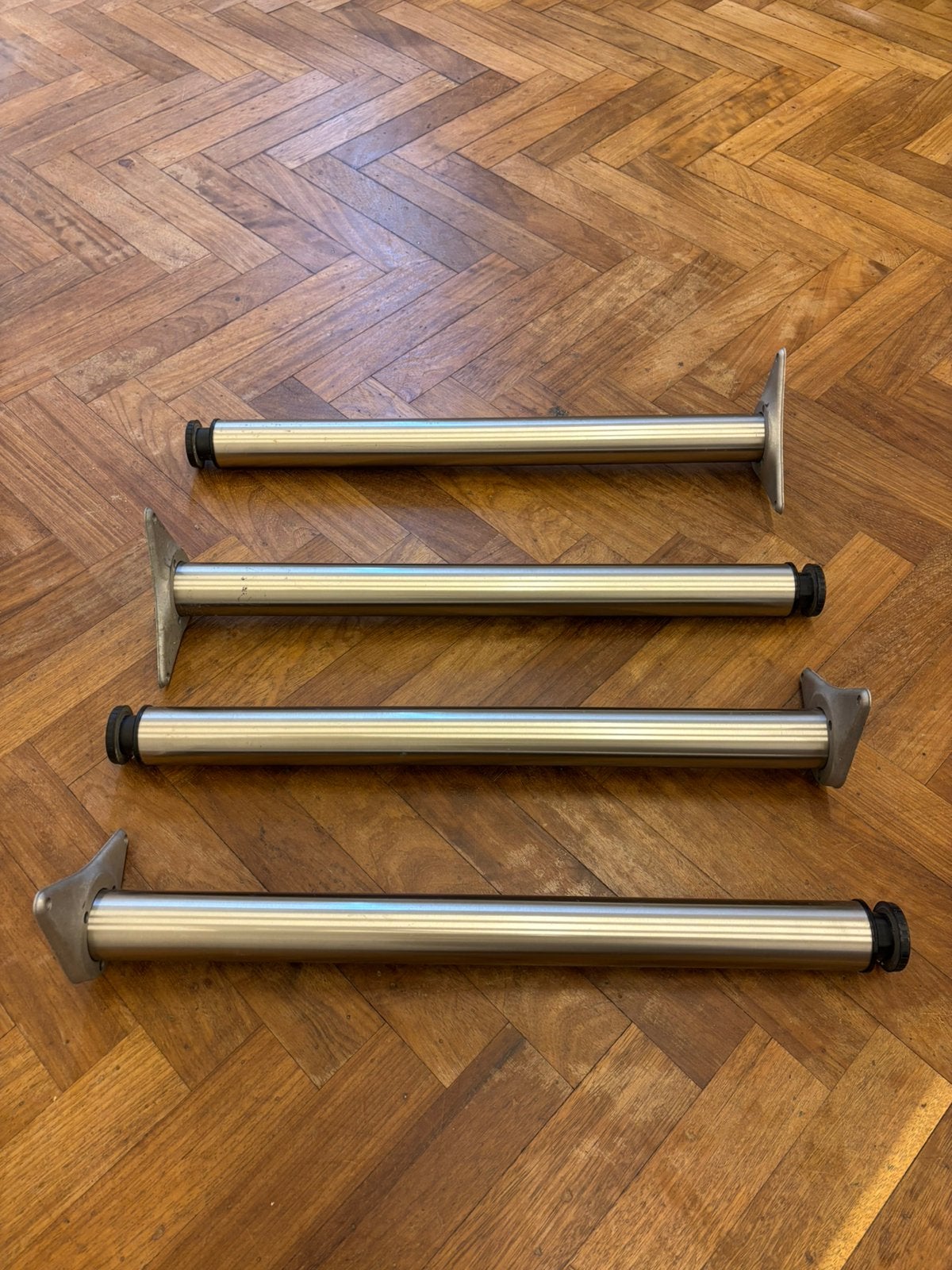 Metalen poten tafel - in hoogte verstelbaar, Maison & Meubles, Pièces pour table, Rond, 50 à 100 cm, Enlèvement, Utilisé