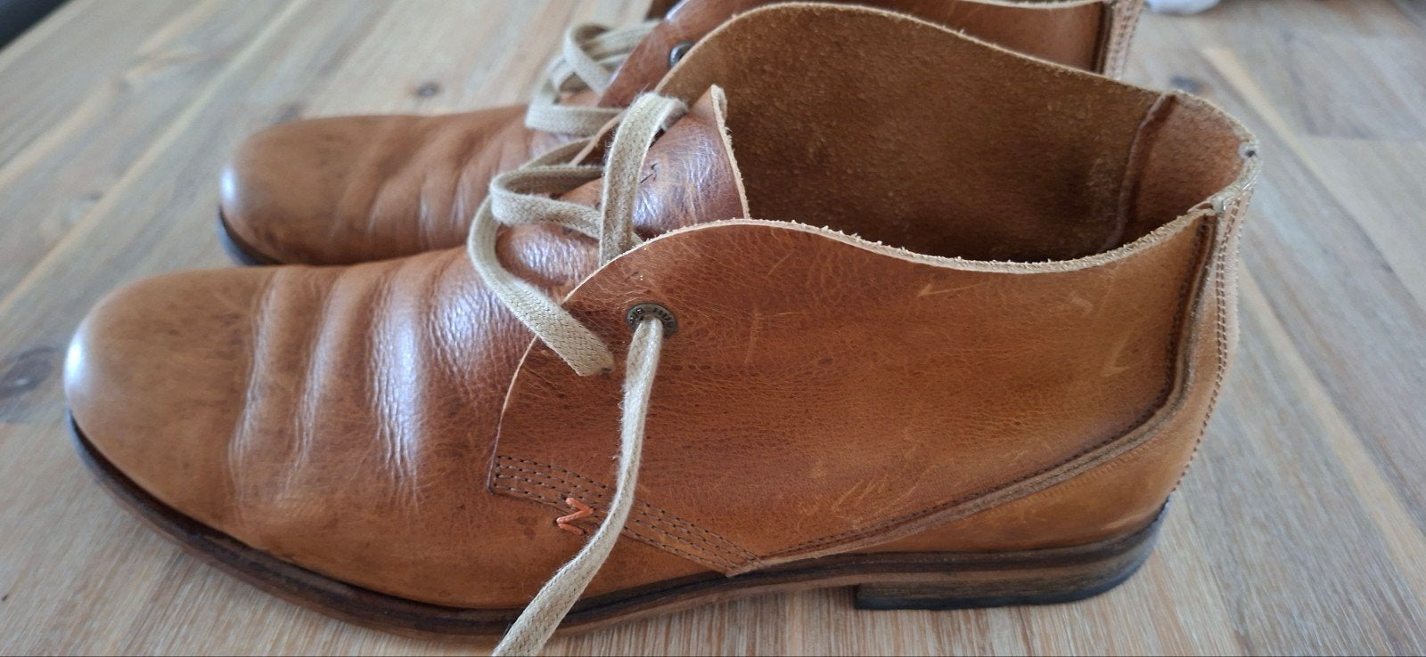 Lederen HUB veterschoenen / bottines - Cognac bruin - Maat 4, Bruin, Ophalen of Verzenden, Zo goed als nieuw, Hub