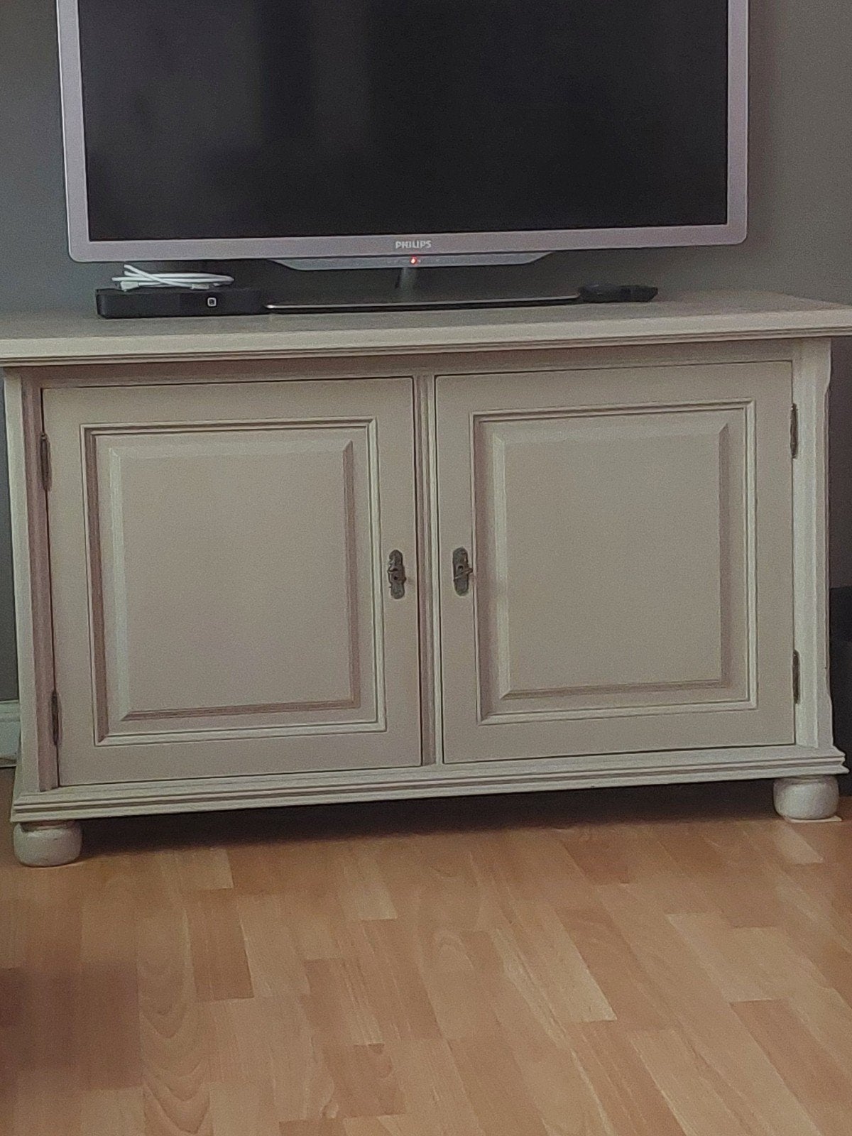 eiken kast, kleur beige .weg wegens verhuis, Enlèvement