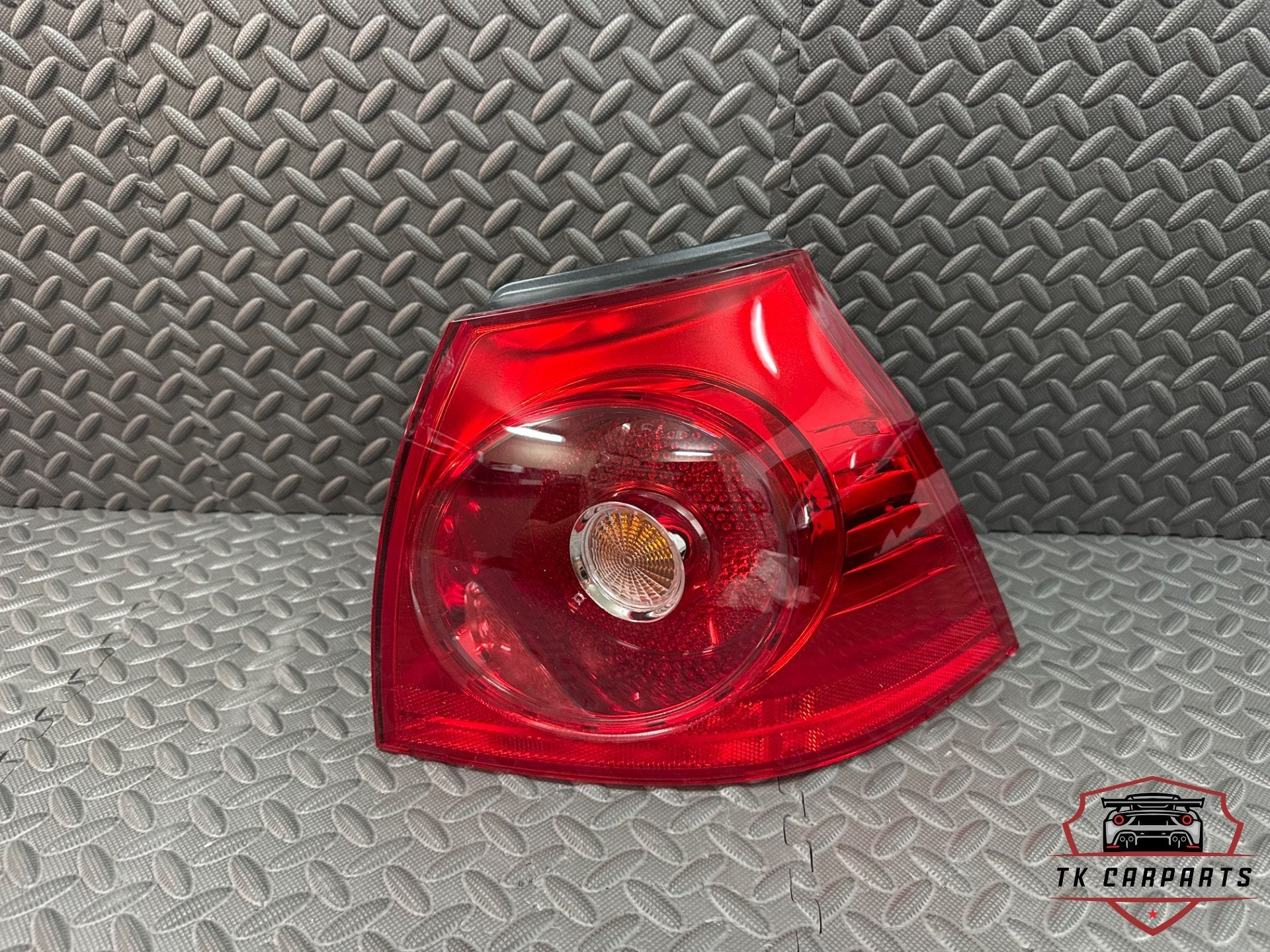 Feu arri re droit neuf pour Volkswagen Golf 5 V, r f rence 1, Neuf, Volkswagen, Volkswagen AG, Vw@volkswagen.de