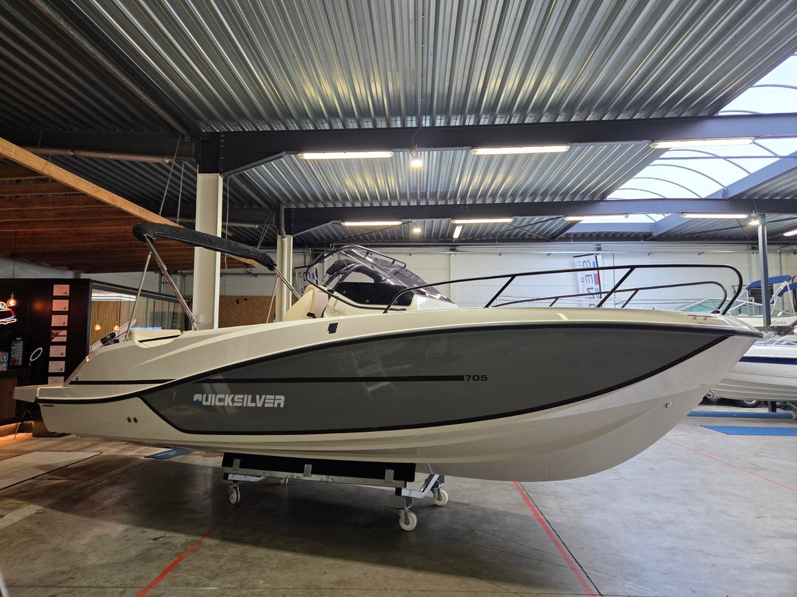 QUICKSILVER 705 - nieuw, Enlèvement, Neuf, Quicksilver