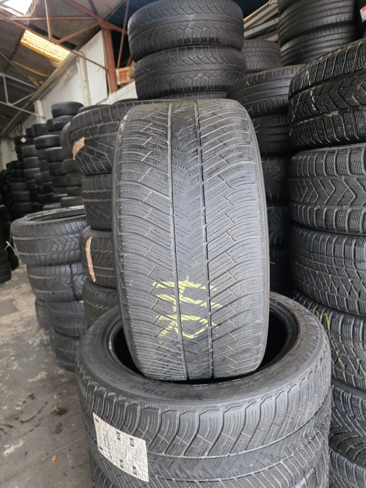 265 40 19 Michelin avec montage et équilibrage, Enlèvement