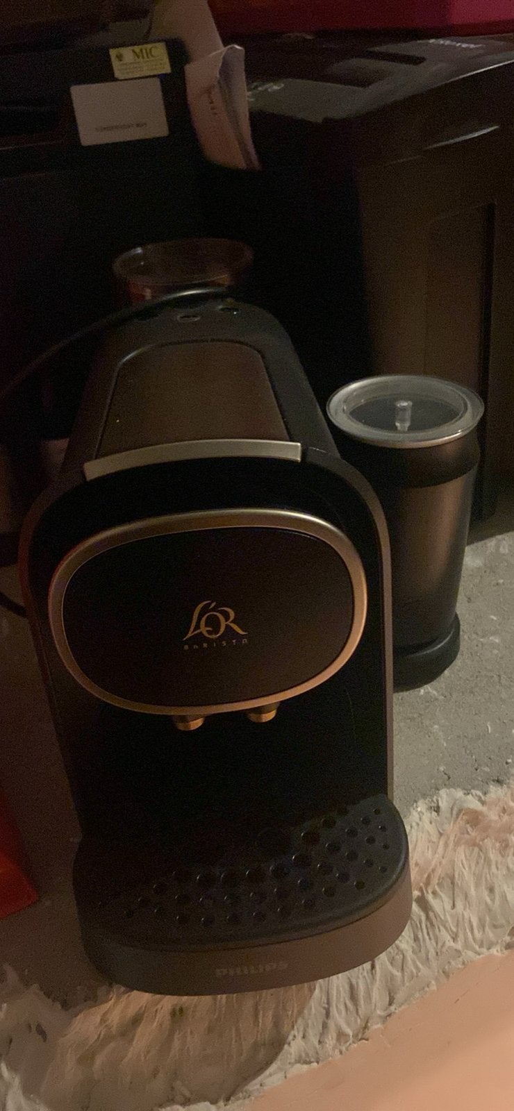 L’or barista met melkschuimer, Enlèvement, Comme neuf