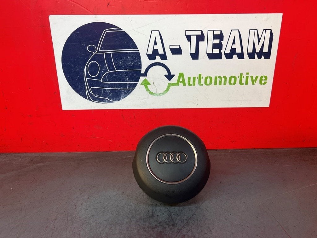 AIRBAG VOLANT Audi A3 Sportback (8VA / 8VF), Auto-Union-Straße  1,
85057  Ingolstadt, DE, Info@audi.de, Audi, Utilisé