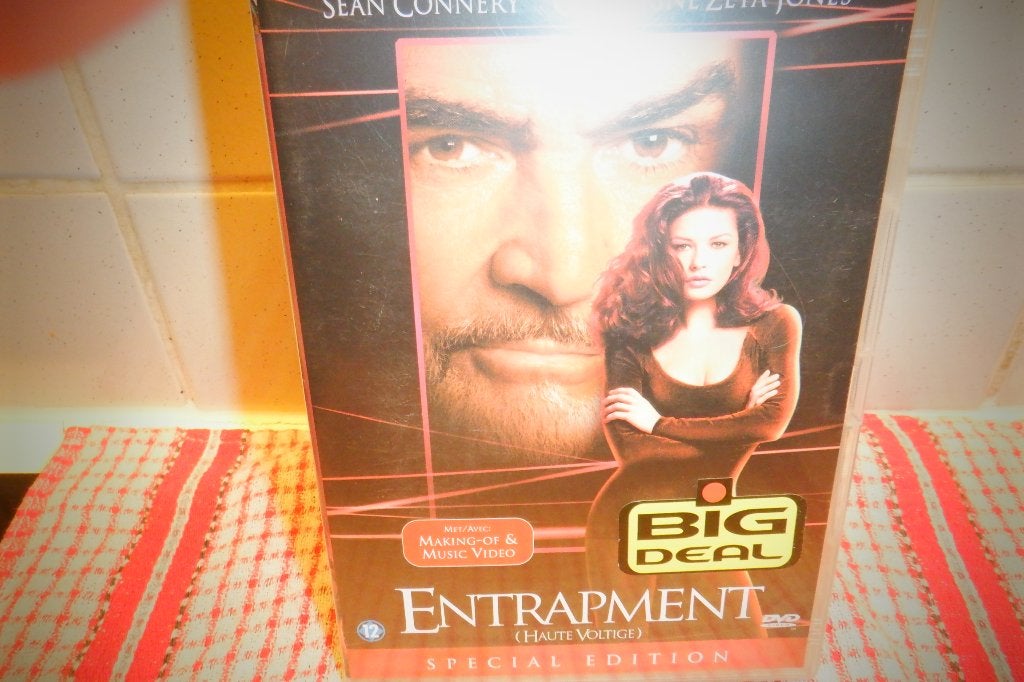 DVD Entrapment.(Sean Connery & Catherine Zeta-Jones), Nederlands, Actiethriller, Ophalen of Verzenden, Zo goed als nieuw