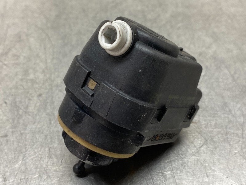 PHARE MOTEUR Toyota Aygo (B10) (01-2005/05-2014), Utilisé, Toyota