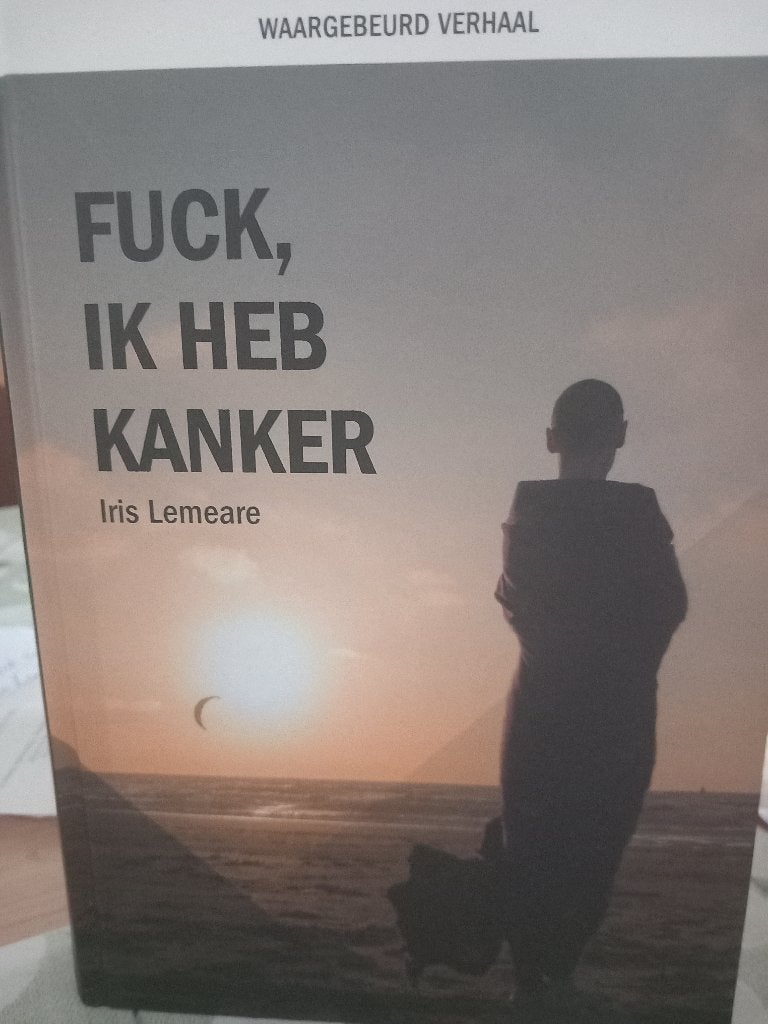 waargebeurd - Fuck ik heb kanker, Boeken, Ophalen of Verzenden, Gelezen