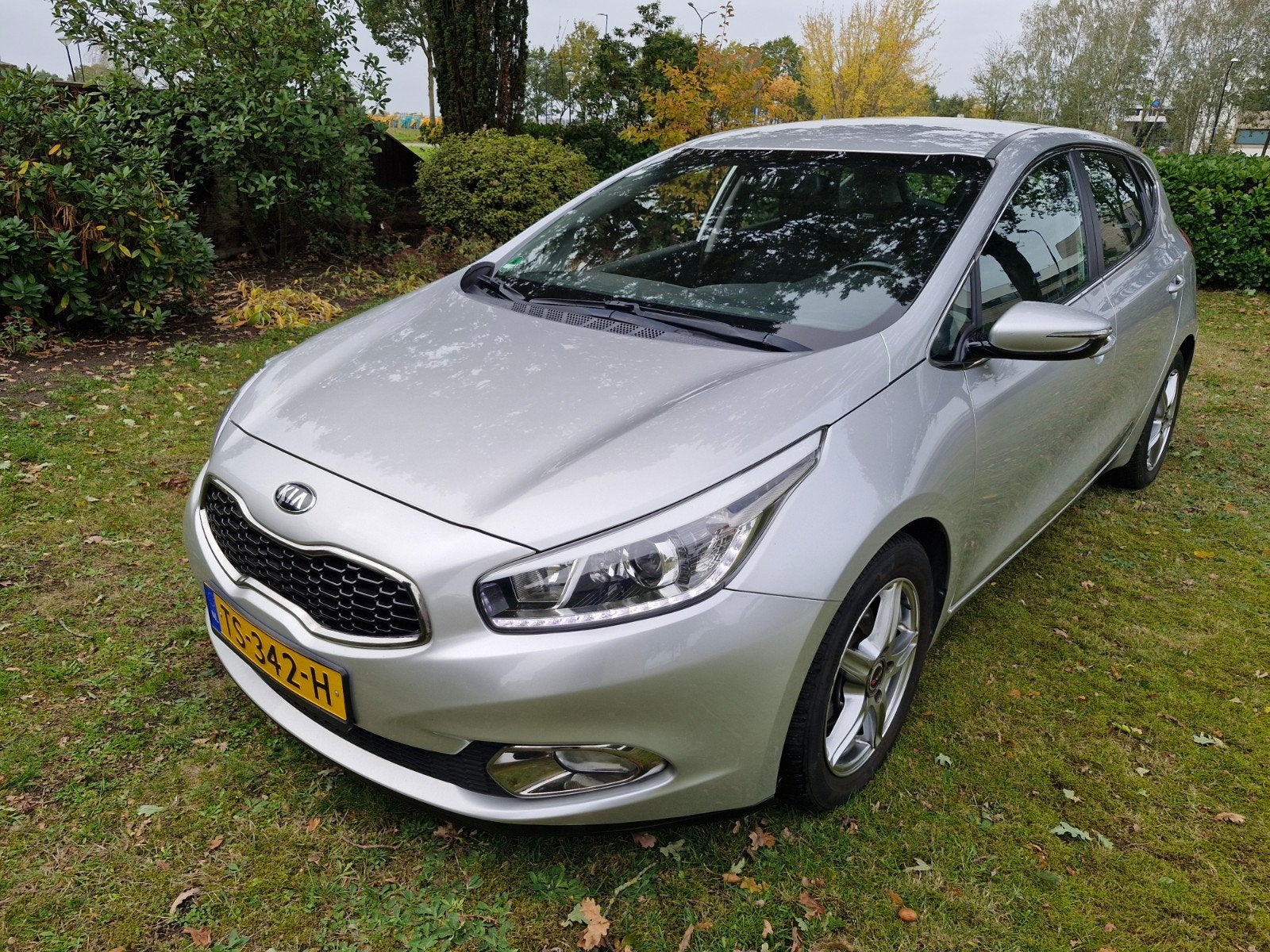 Kia Ceed diesel type 2013, Auto's, Voorwielaandrijving, Zwart, 1600 cc, 5 deurs