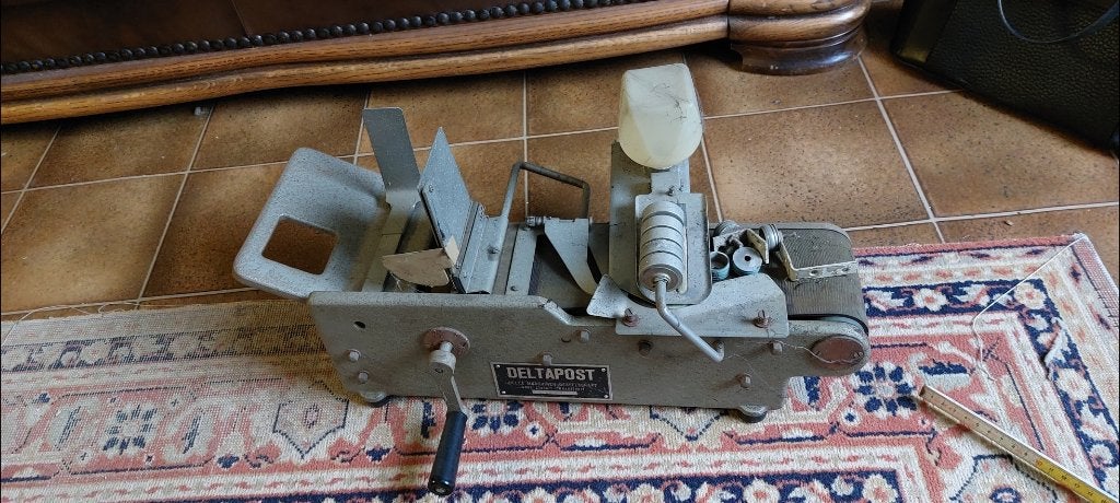 Delta frankeermachine, Ophalen