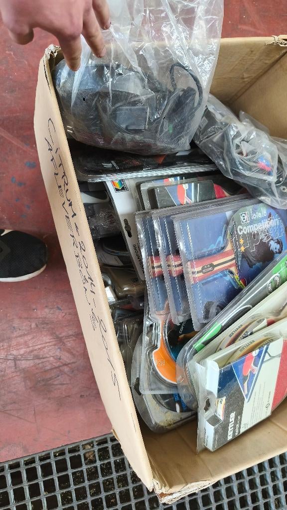 Grote doos met pingpongspullen, paletten per 4 kopen, Sport en Fitness, Tafeltennis, Ophalen, Nieuw, Net, Batje(s) of Balletje(s)