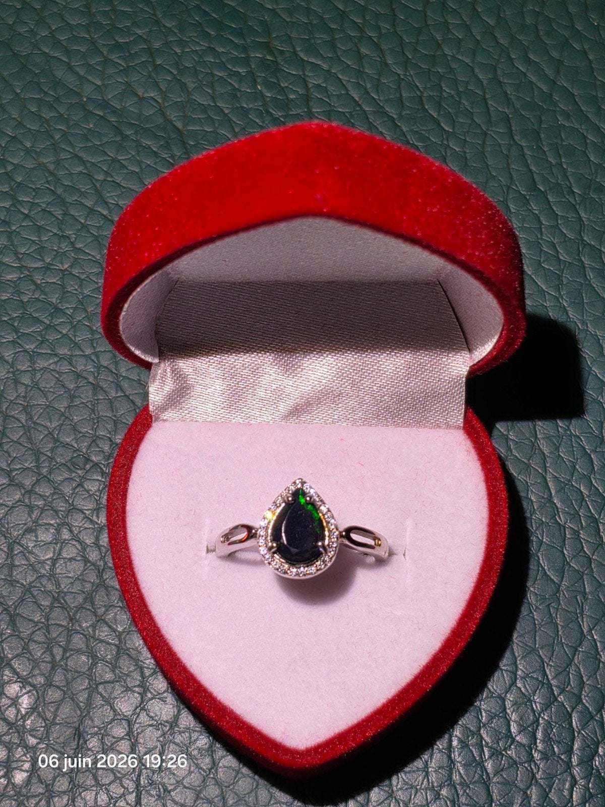 925 sterling zilveren ring met zwarte opaal, Handtassen en Accessoires, Ringen, Ophalen, Zwart, Nieuw, Met edelsteen