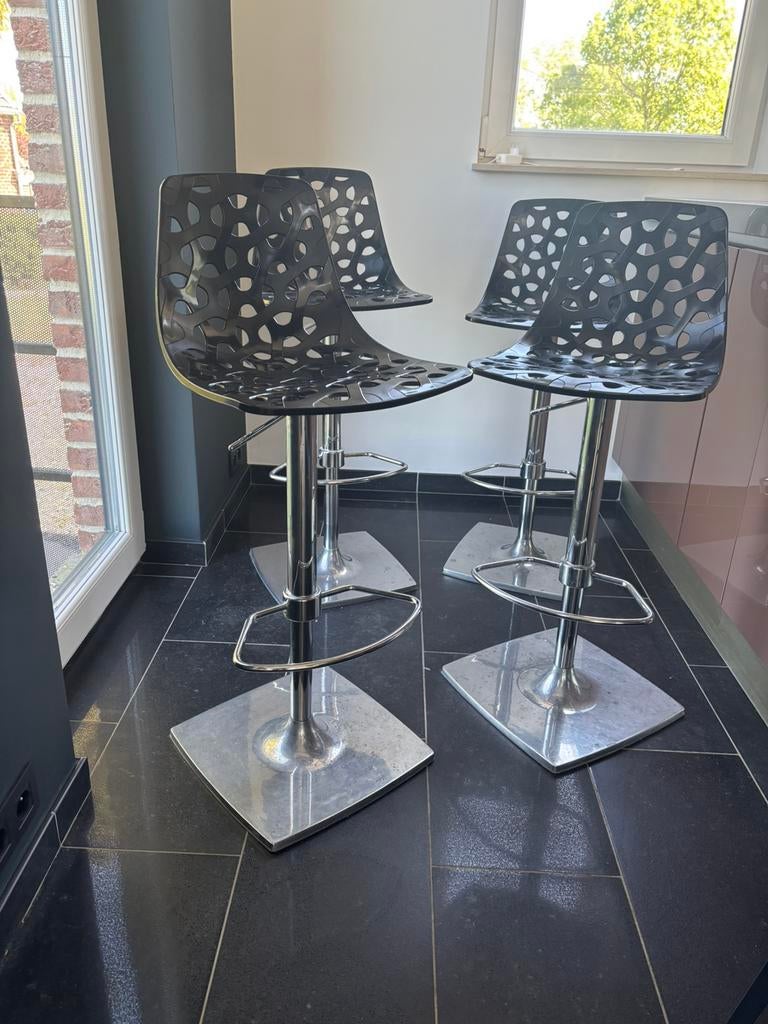 Chaises hautes, 90 cm ou plus, 4 tabourets, Utilisé, Métal