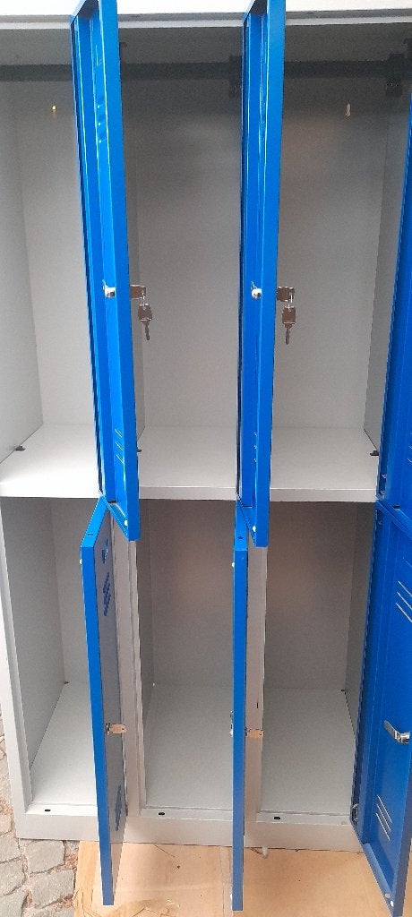 Lockerkast als nieuw !, Ophalen, Zo goed als nieuw