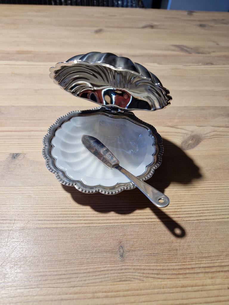 Boterschaal in de vorm van een schaal, Ophalen of Verzenden