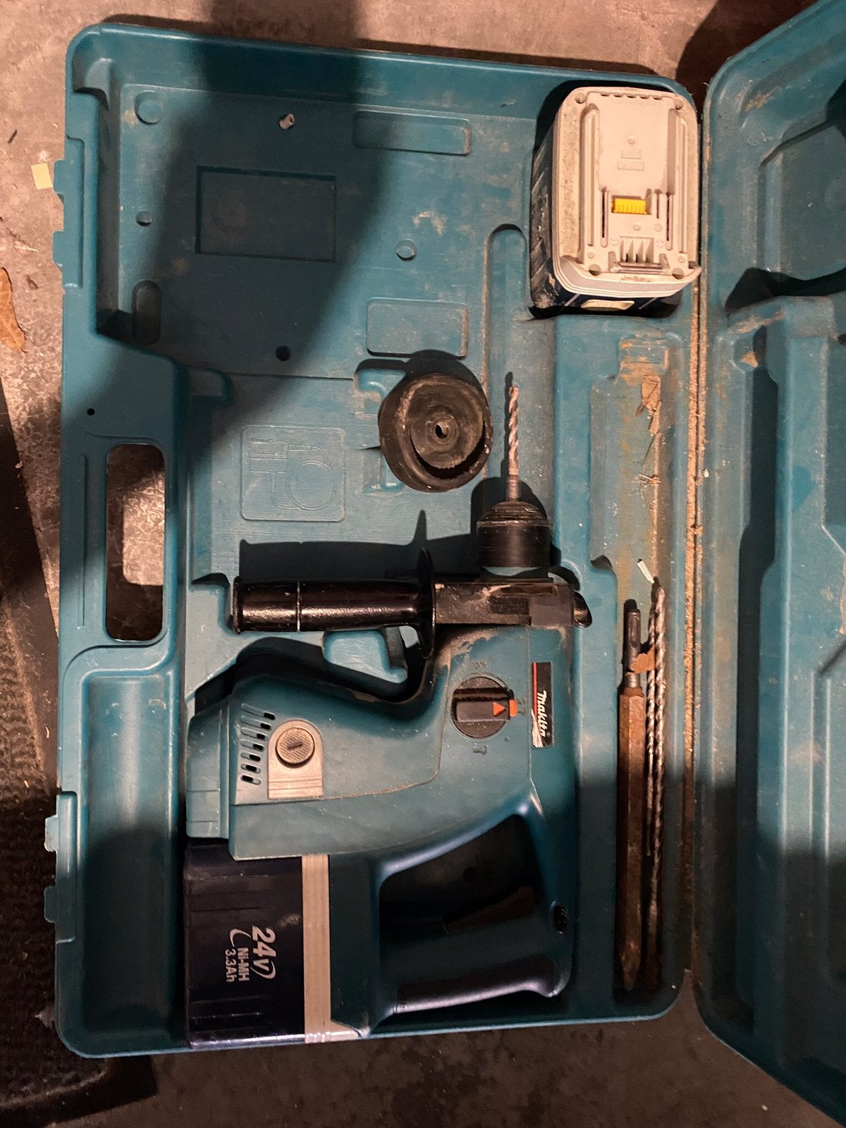 Makita klopboormachine 2 stuks, Ophalen, Gebruikt, Boor- en/of Breekhamer
