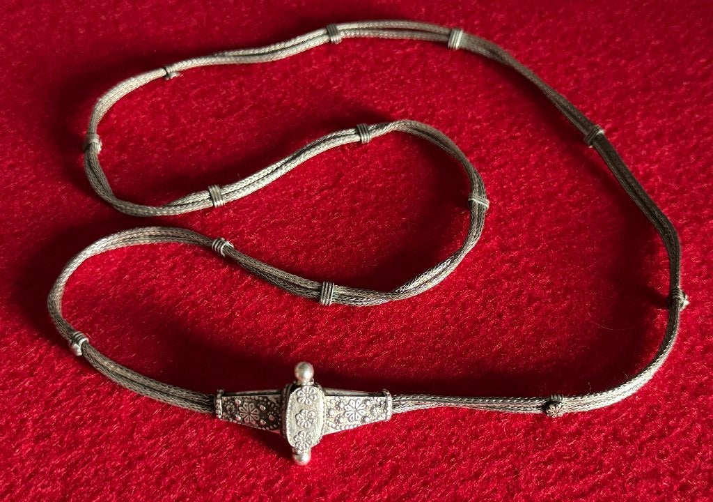 Magnifique Ceinture en Argent Tribale du Yémen, Antiquités & Art, Art | Art non-occidental, Argent, Autres matériaux, Autres origines