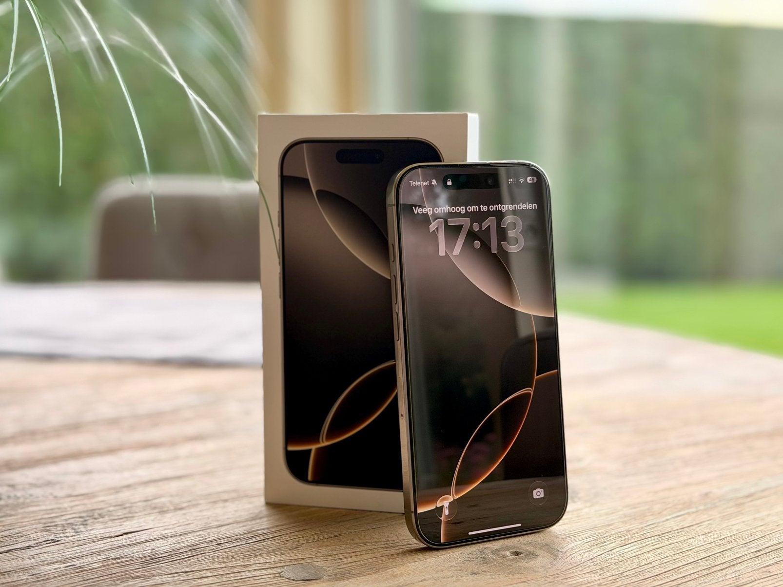 iPhone 16 Pro 256GB Natural Titanium, Telecommunicatie, Zo goed als nieuw, Zonder simlock, Zonder abonnement, 90 %