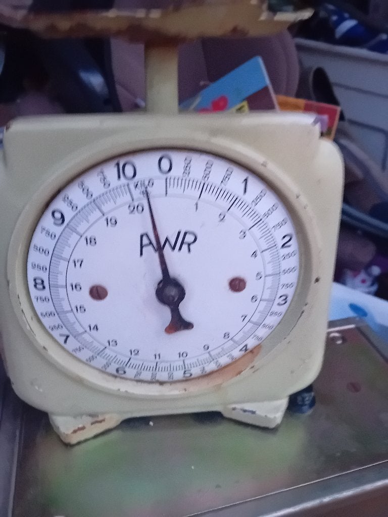 Ancienne  balance, Enlèvement ou Envoi