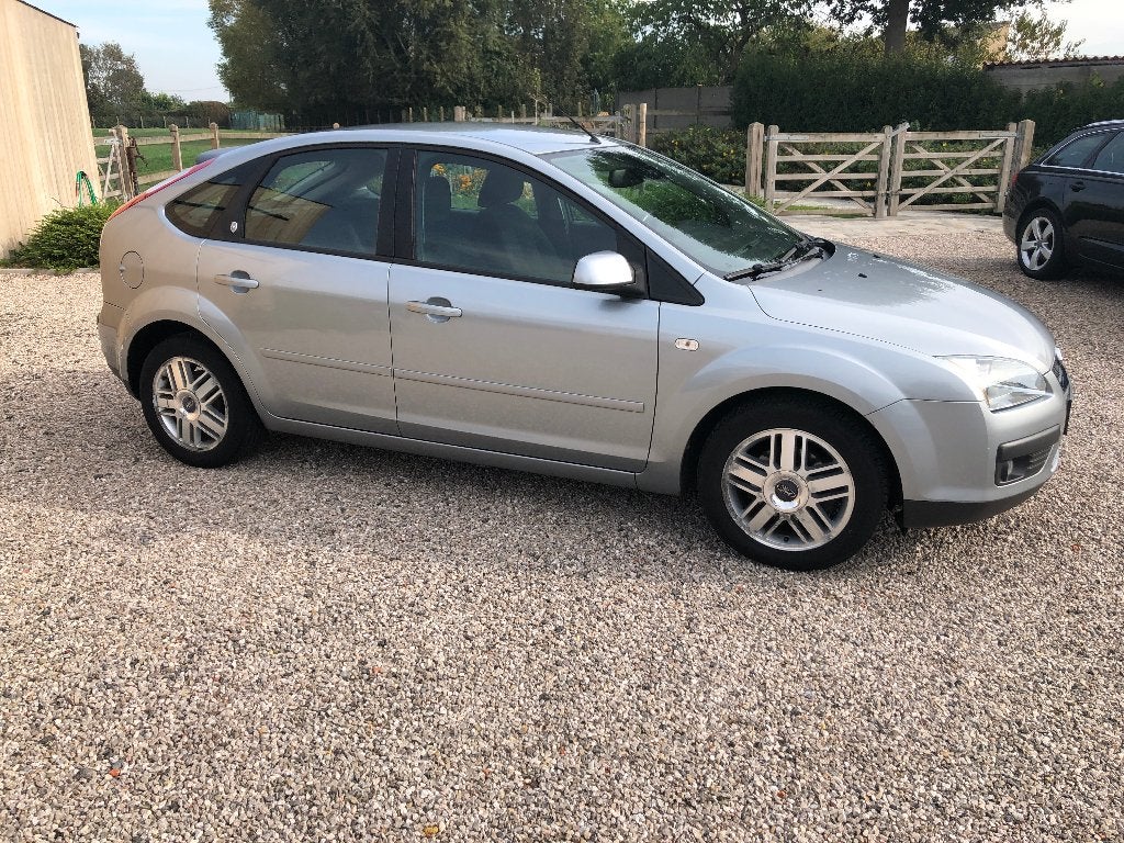 Ford Focus approuvée pour la vente, Autos, Focus, Argent ou Gris, Achat, Entreprise