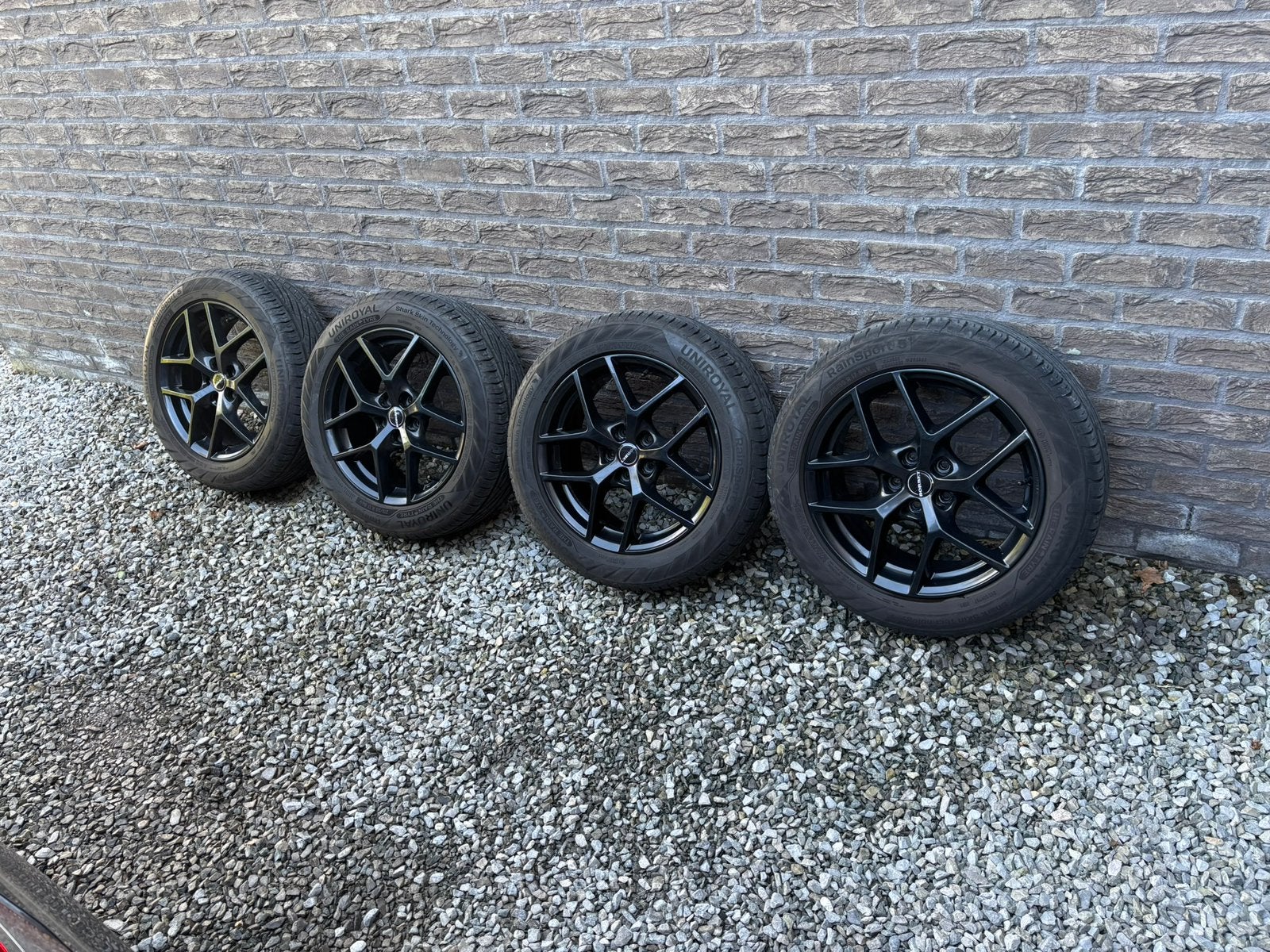 Jante borbet 5/108 pneu neuf, Autos : Pièces & Accessoires, Enlèvement