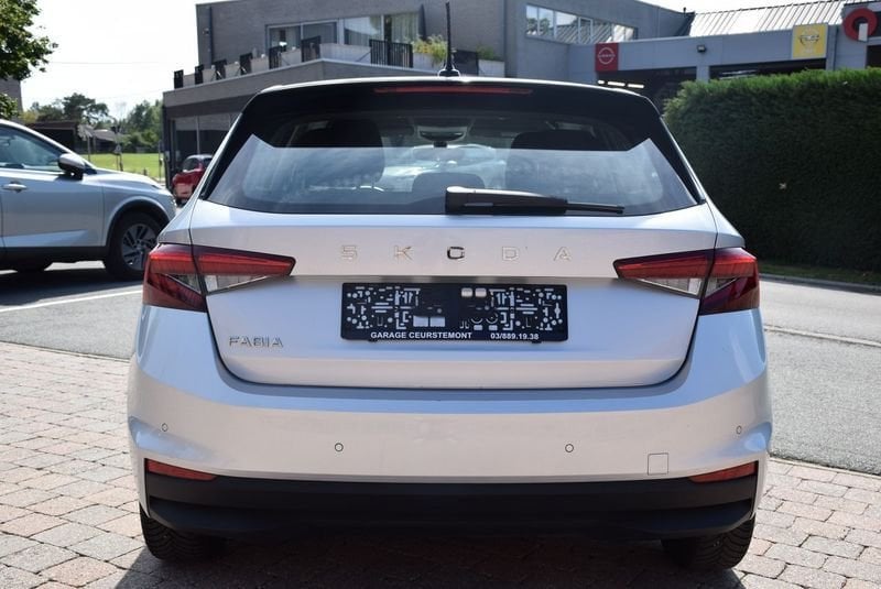 Skoda Fabia TSI Selection DSG7, 121 g/km, Argent ou Gris, Achat, Euro 6