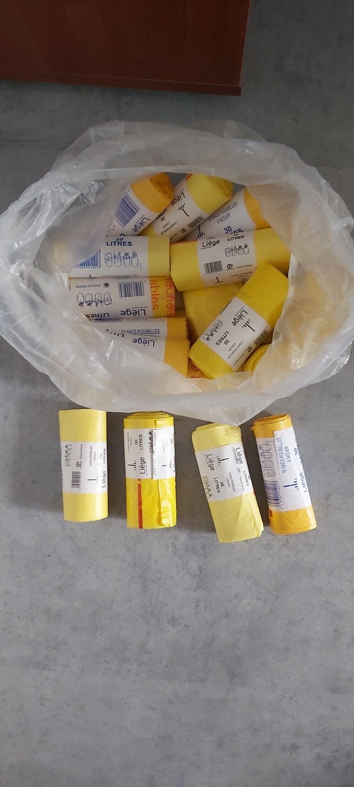 Sacs poubelle réglementaires 30 L: 5€ & 60 L: 10 €, Enlèvement