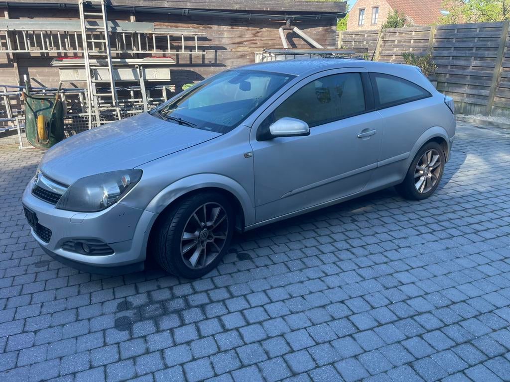 Opel astra gtc diesel, Auto's, Voorwielaandrijving, Zwart, Cruise Control, Particulier