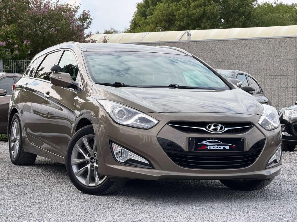 Hyundai i40 i40 SW 1.7 CRDi Move, Autos, Hyundai, 100 kW, Achat, Entreprise, Boîte manuelle