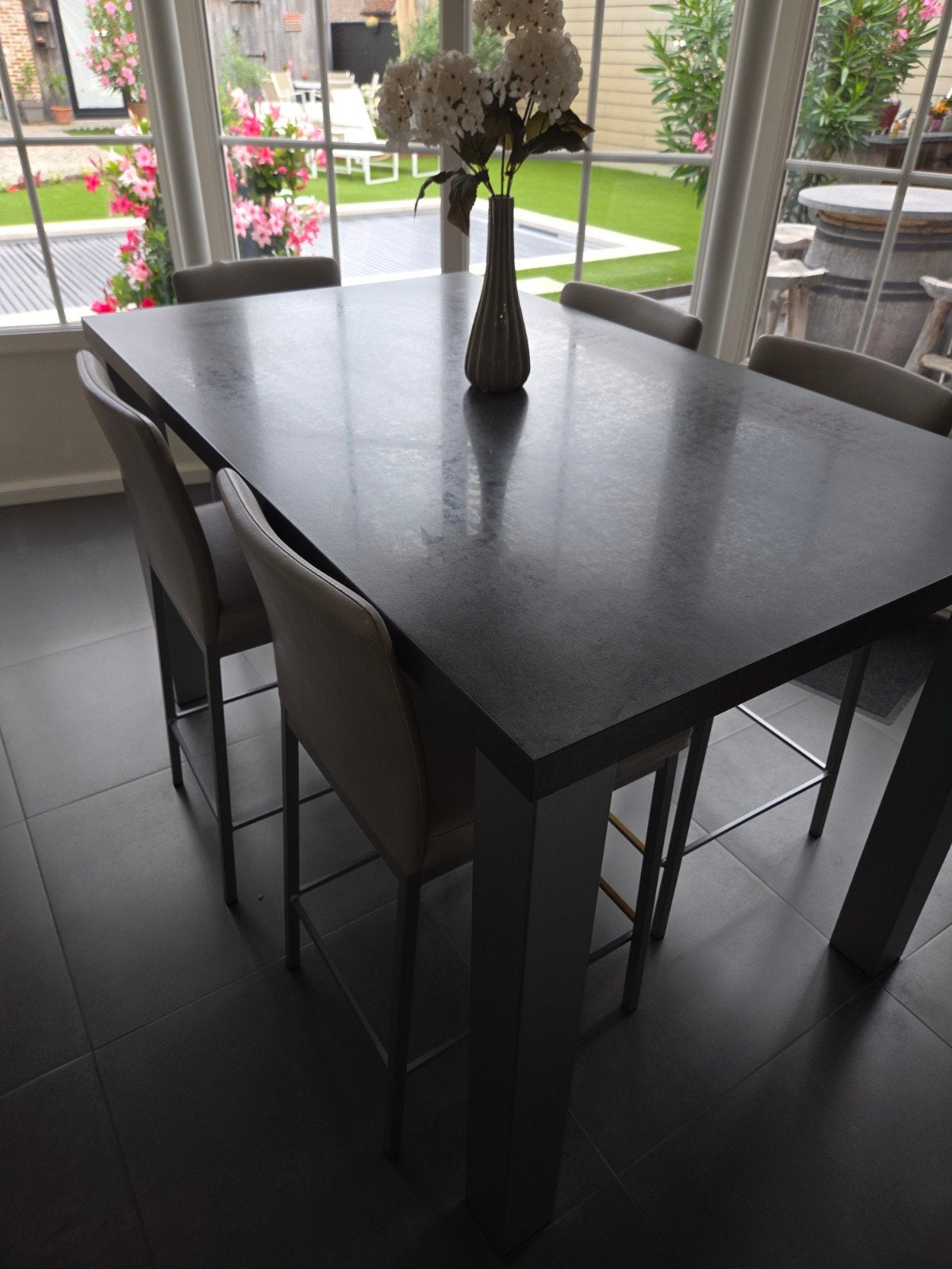 hoge keukentafel met stoelen, Huis en Inrichting, Tafels | Eettafels, Ophalen