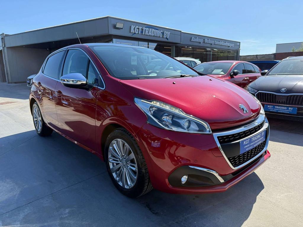 Peugeot 208 1.2i 110PK 5-DEURS NAVIGATIE PANO-DAK CAMERA CAR, Autos, Peugeot, Rouge, Achat, 1145 kg, Euro 6