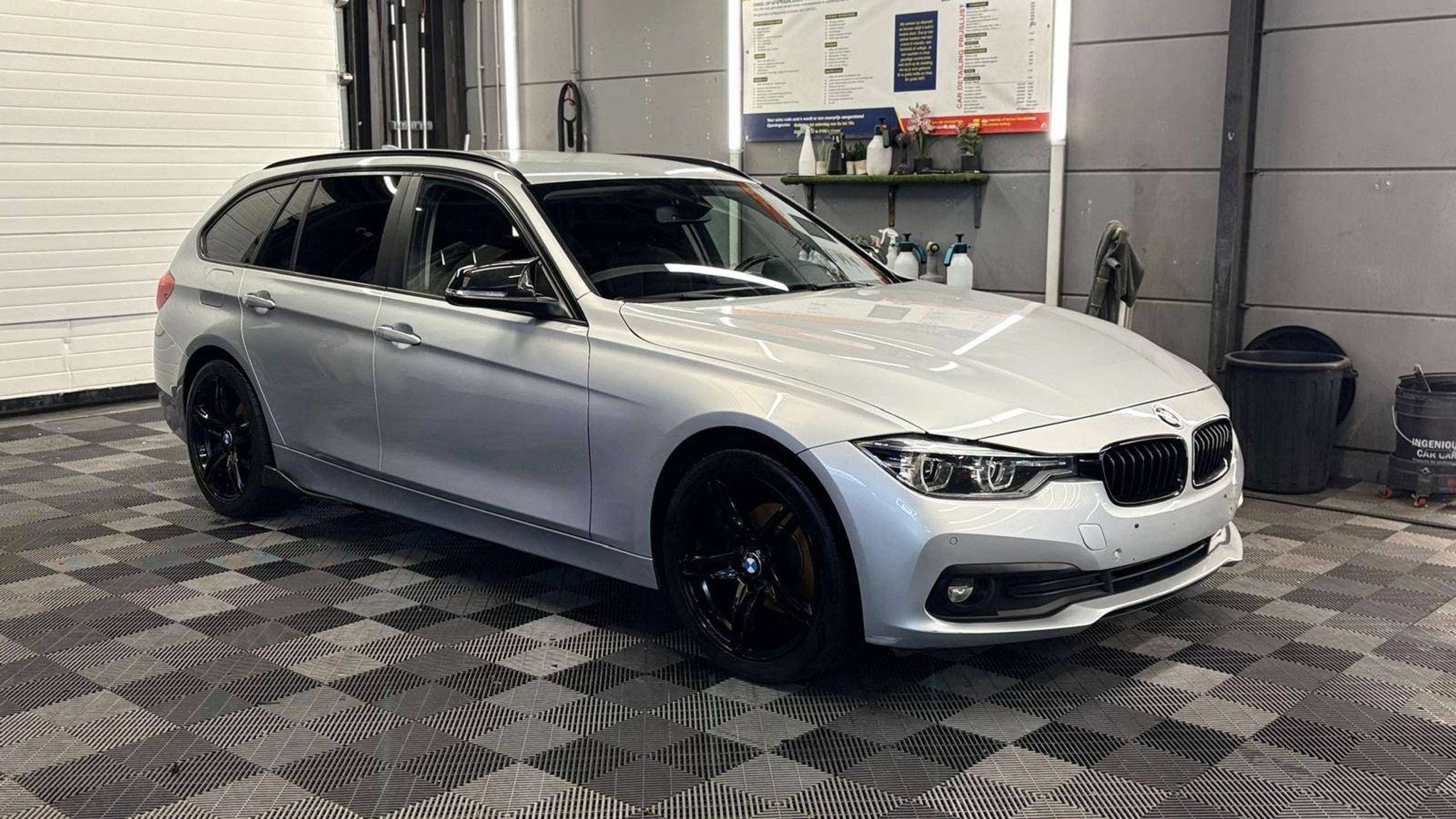 BMW 3 Serie 316 316D DIESEL MANUEEL EUR6 212962KM, Autos, BMW, Argent ou Gris, Achat, Entreprise, 5 portes