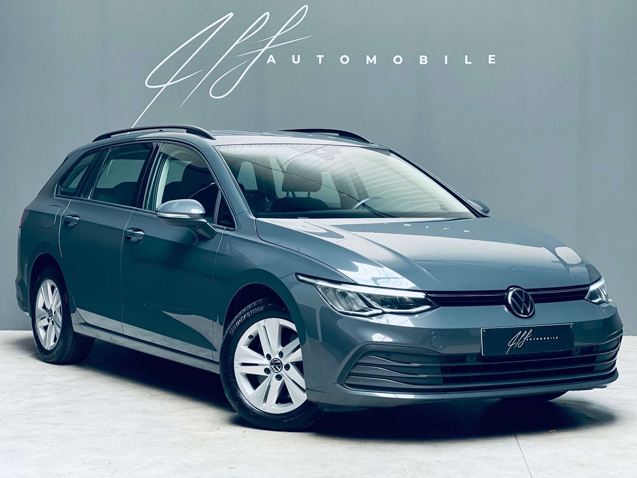 Volkswagen Golf Variant 2.0 TDi *AUTOMATIQUE*LED*CARPLAY*EUR, Stof, Euro 6, 4 cilinders, 116 pk