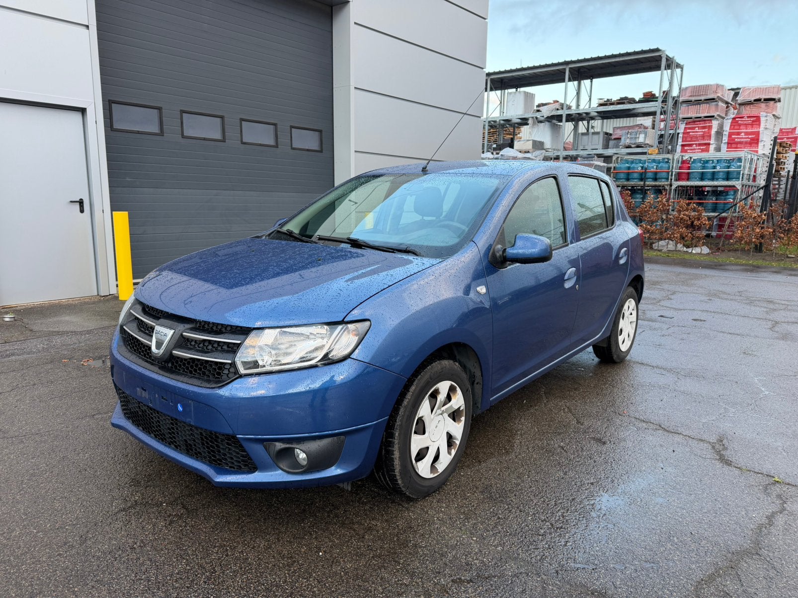 Dacia sandero 1.5 diesel 55 Kw,Bj 2015,Euro 5, Auto's, Voorwielaandrijving, Euro 5, Stof, Bedrijf