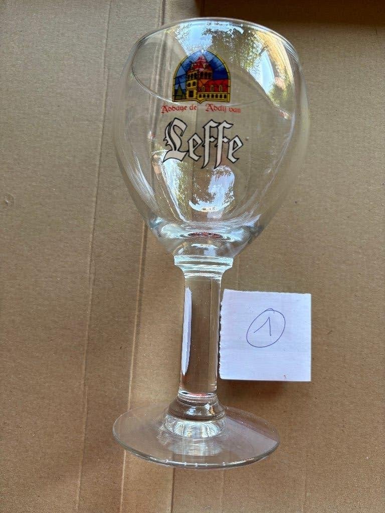 Leffe - 33 cl, Verzamelen, Biermerken, Ophalen of Verzenden, Zo goed als nieuw, Glas of Glazen, Leffe