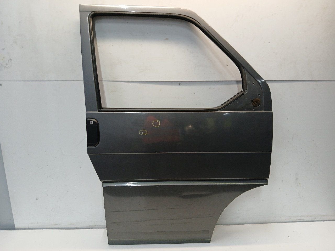 Portier rechts voor Volkswagen Transporter, Auto-onderdelen, Carrosserie, Onderdelen@venauto.nl, Van der Ven Autorecycling B.V.