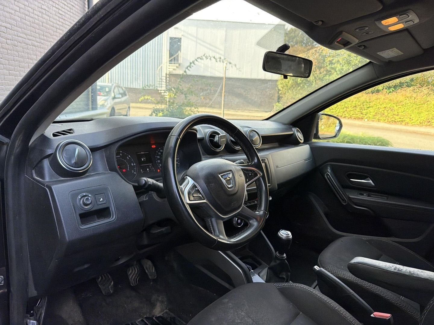 Dacia Duster 1.3 TCe Tech Road | € 6.450,- | Climate | Cruis, Auto's, 139 g/km, Zwart, Duster, Verwarmde buitenspiegels