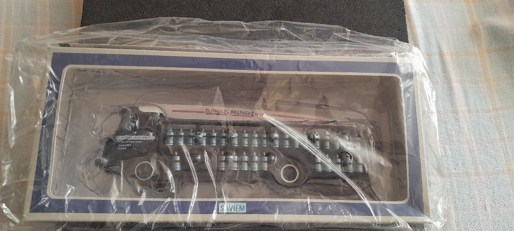 SAVIEM LATIL H 14 BUTAGAZ PRIMAGAZ FLESSENHOUDER VRACHTWAGEN, Ophalen of Verzenden, Nieuw
