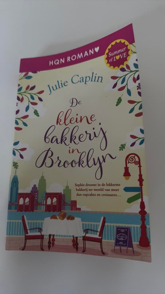 Julie Caplin - De kleine bakkerij in Brooklyn, Boeken, Ophalen, Zo goed als nieuw