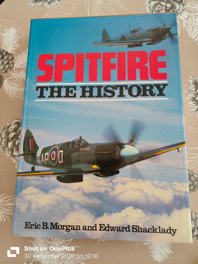 L'histoire de Spitfire, Enlèvement, Armée de l'air, Livre ou Revue