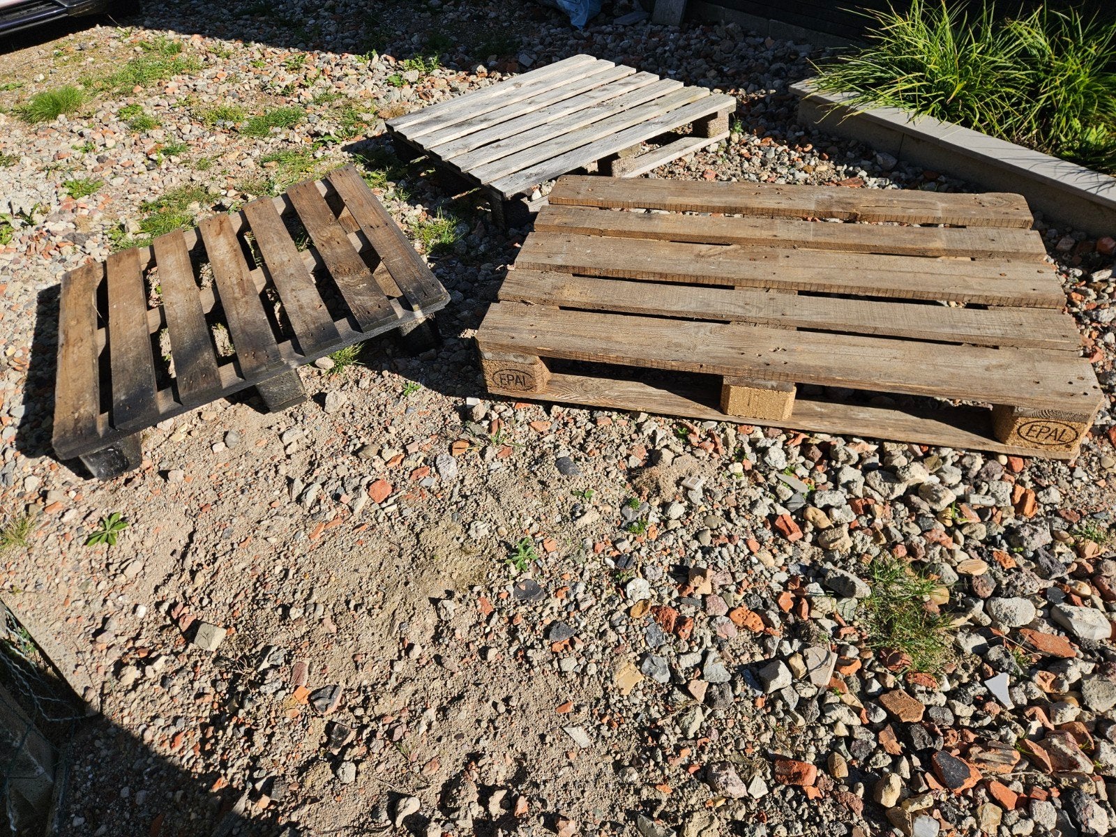 Houte paletten x 3 gratis afhalen, Ophalen
