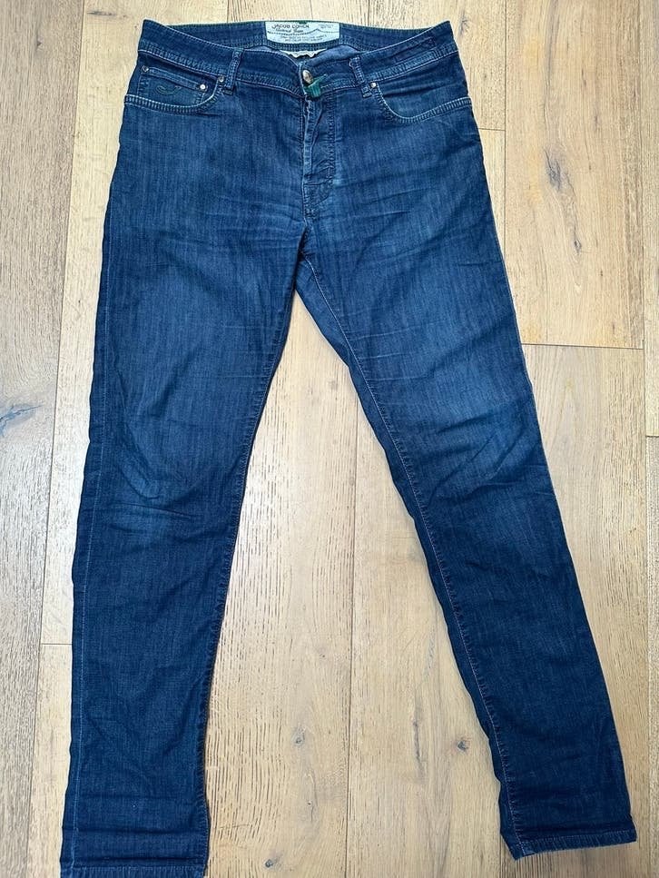 Jean luxe homme Jacob Cohën Style 688 Taille 33 (FR 42/44), Envoi, Comme neuf, Bleu, W33 - W34 (confection 48/50)
