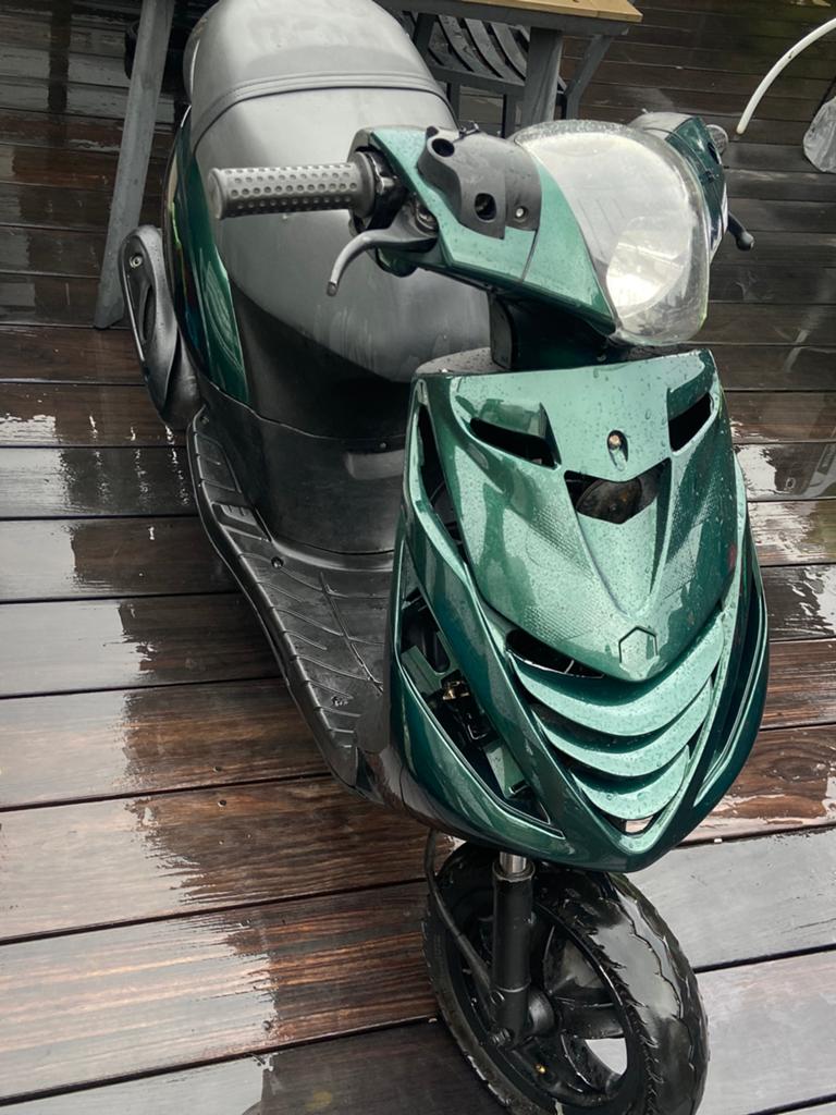 Piaggo zip klasse a project, Fietsen en Brommers, Scooters | Piaggio, Ophalen, Zo goed als nieuw