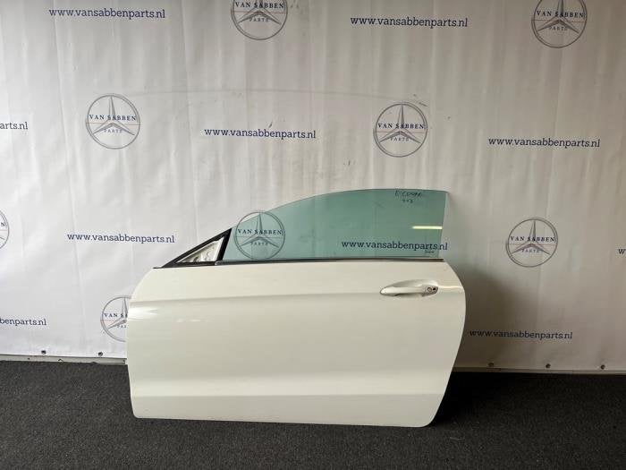 Portier 2Deurs links van een Mercedes E-Klasse (799), Gebruikt, -, Deur, -