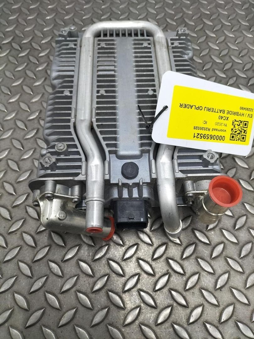 VOLVO XC40 PHASE 2 Essence/Hybride EV / HYBRIDE BATTERIJ OPL, Ophalen of Verzenden, Gebruikt, ARN erkend