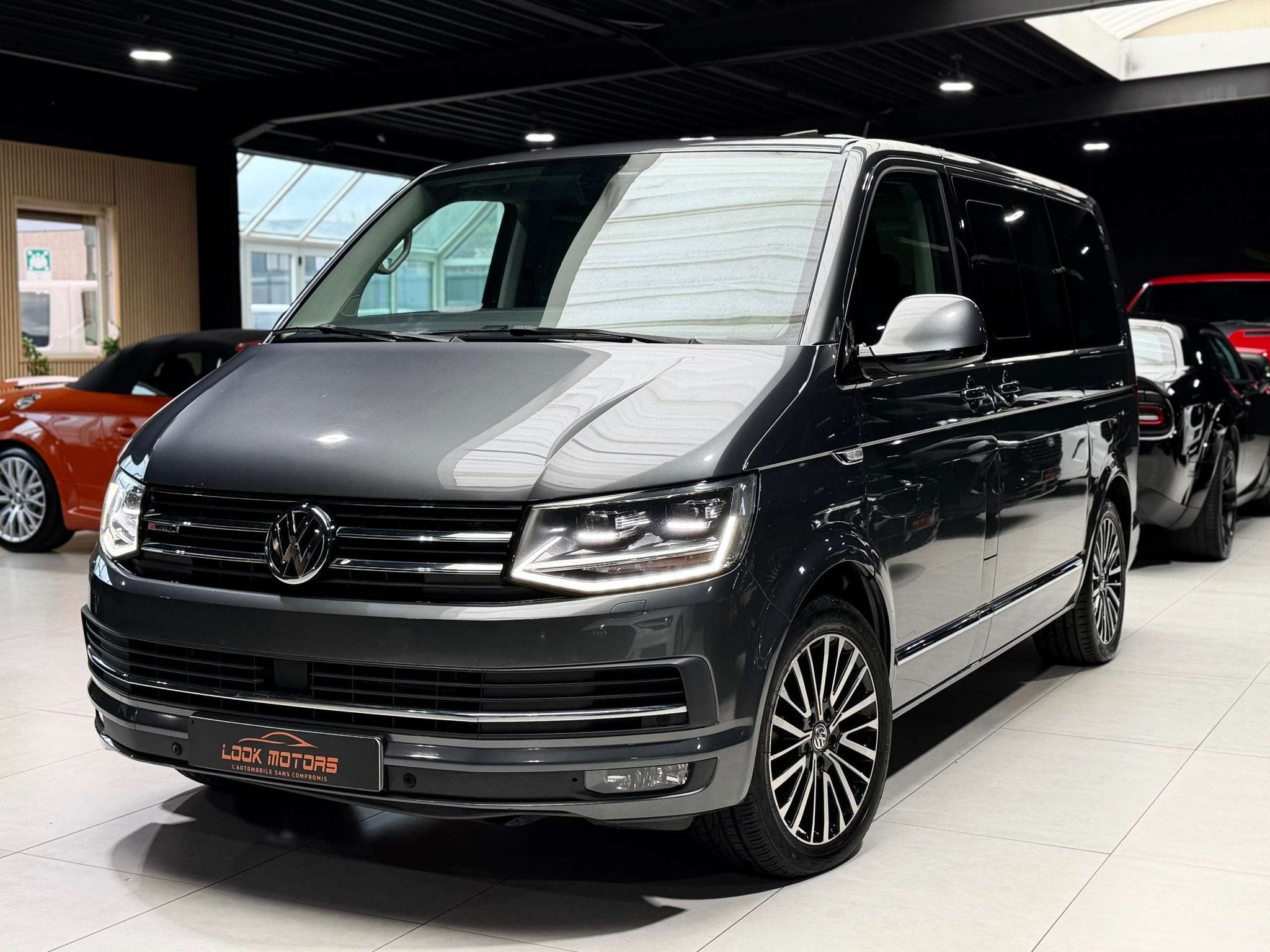 Volkswagen T6 Multivan 2.0 TDi 4Motion Highline 204cv DSG 7, Auto's, Volkswagen, Automaat, Gebruikt, 4 cilinders, 7 zetels
