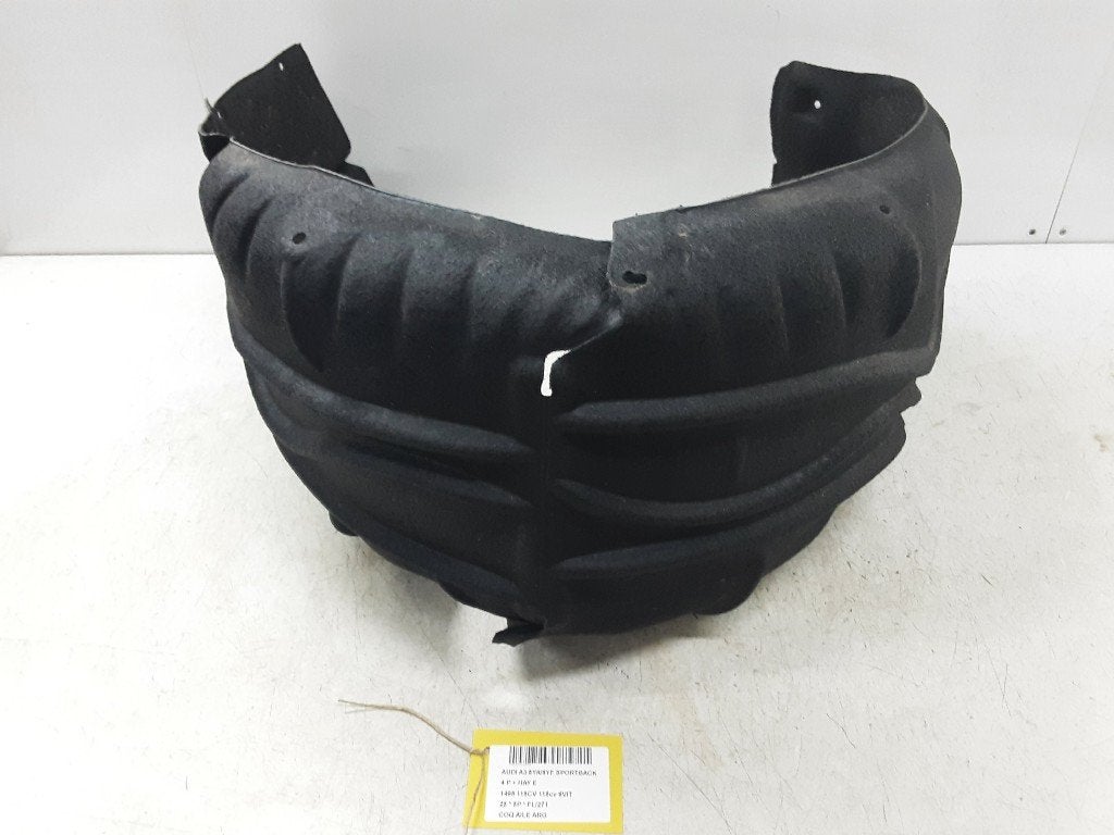 PARE BOUE ARRIERE GAUCHE Audi A3 Sportback (8YA) (01-2019/-), Arrière, Auto-Union-Straße  1,
85057  Ingolstadt, DE, Garde-boue