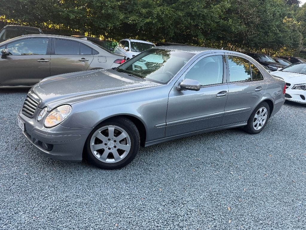Mercedes E200 cdi 2008 avec 112000km Cat Pass, Autos, Mercedes-Benz, Cuir, Achat, Entreprise, Noir